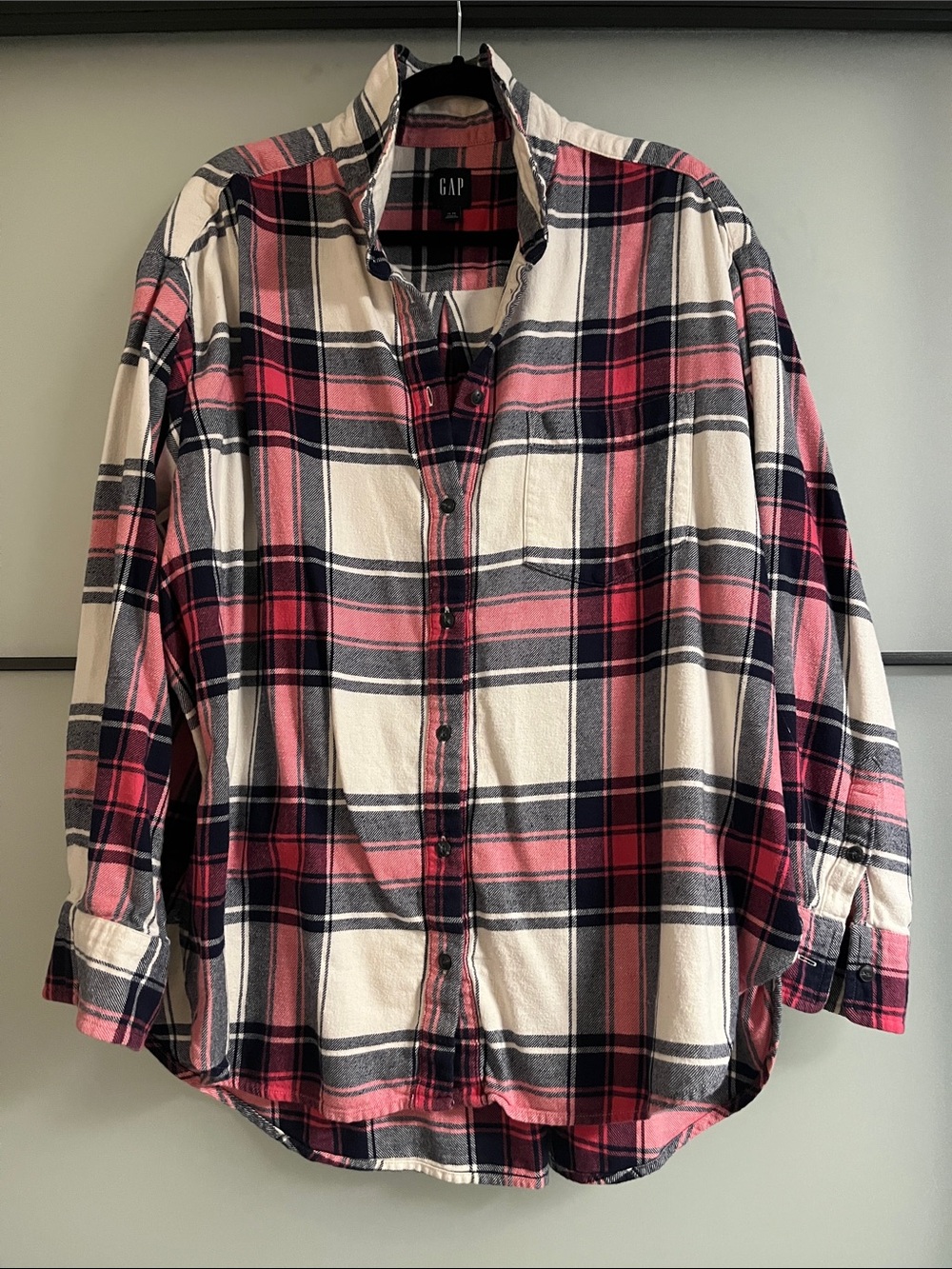 GAP Pink, Navy & White Plaid Button-Down Flannel Shirt